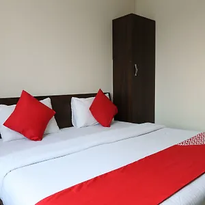 Hotel Oyo 11615 Lotus Mysore